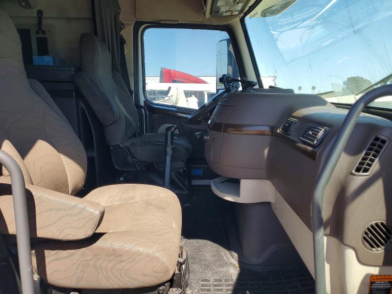 51582646 :رقم المزاد ، 4V4NC9EJ3EN182813 vin ، 2014 Volvo Vn مزاد بيع