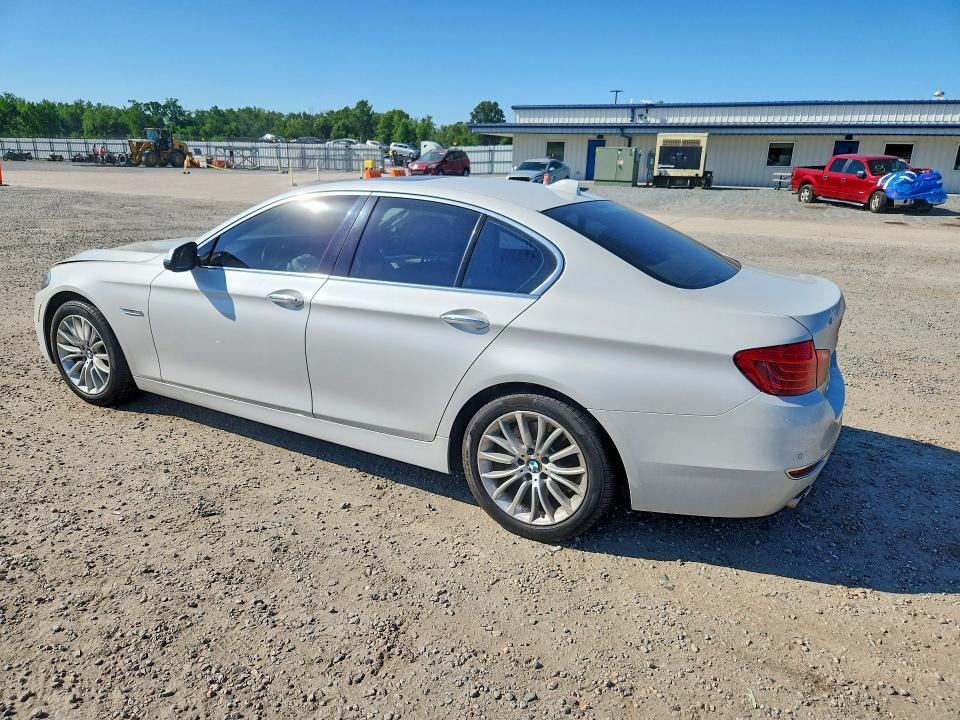 53975286 :رقم المزاد ، WBA5A5C51FD515000 vin ، 2015 Bmw 528 مزاد بيع