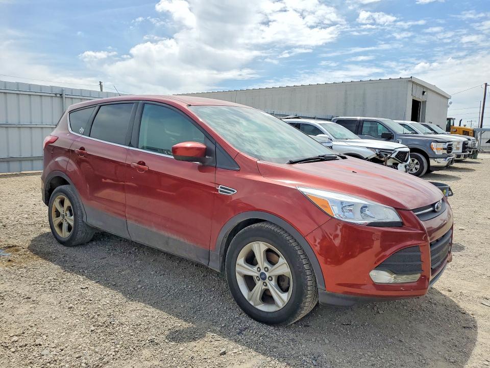 2015 Ford Escape მანქანა იყიდება აუქციონზე, vin: 1FMCU0GX0FUB01525, აუქციონის ნომერი: 55454126