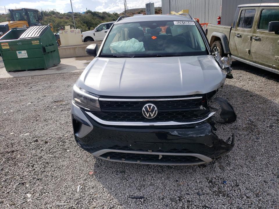 Продажа на аукционе авто 2024 Volkswagen Taos, vin: 3VV5X7B20RM079903, номер лота: 52613846