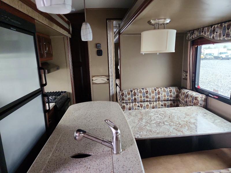 51768256 :رقم المزاد ، 4YDT32325FB451917 vin ، 2015 Keystone Rv Outback Series مزاد بيع