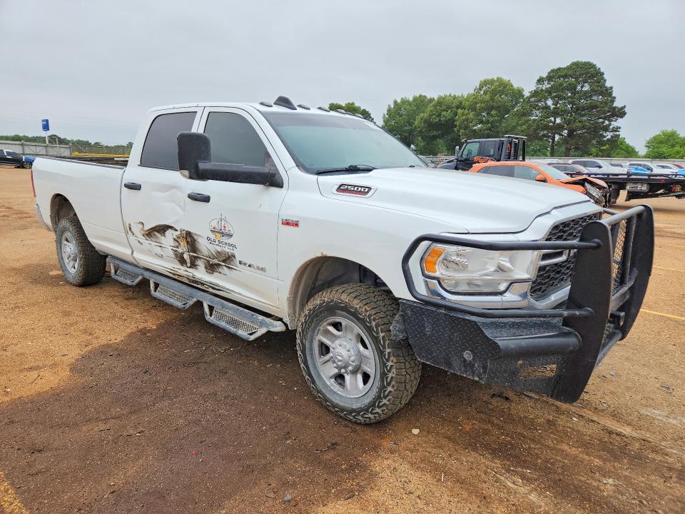 Auction sale of the 2022 Ram 2500, vin: 3C6UR5HJ0NG339790, lot number: 52485546