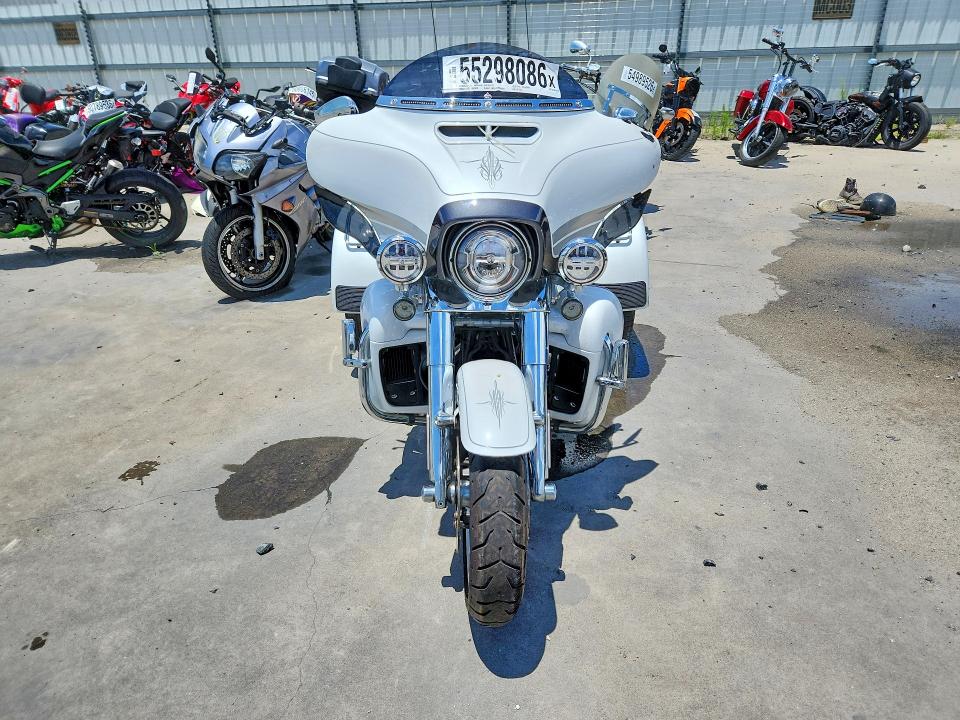 55298086 :رقم المزاد ، 1HD1TBH11LB957233 vin ، 2020 Harley Davidson Flhtcutgse مزاد بيع