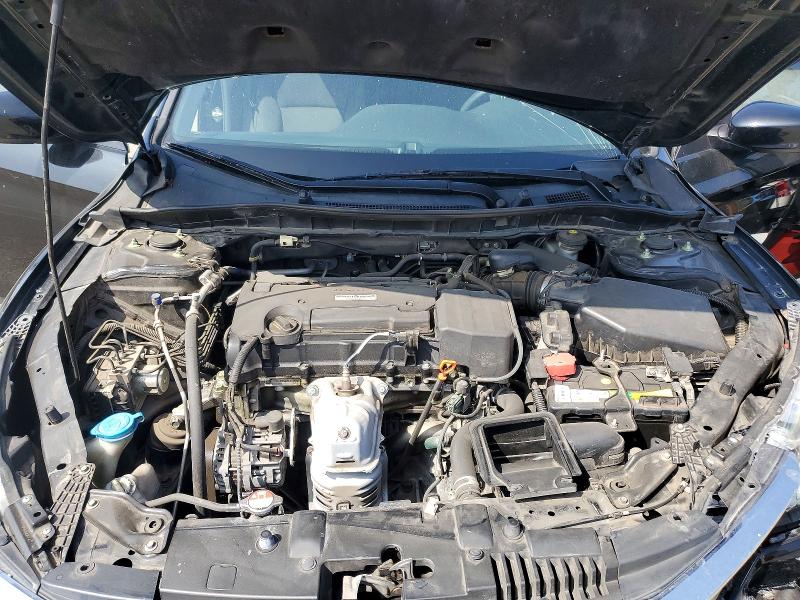 Auction sale of the 2017 Honda Accord, vin: 1HGCR2F31HA243372, lot number: 51917206