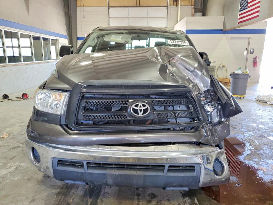 52240906 :رقم المزاد ، 5TFUM5F12BX026192 vin ، 2011 Toyota Tundra مزاد بيع