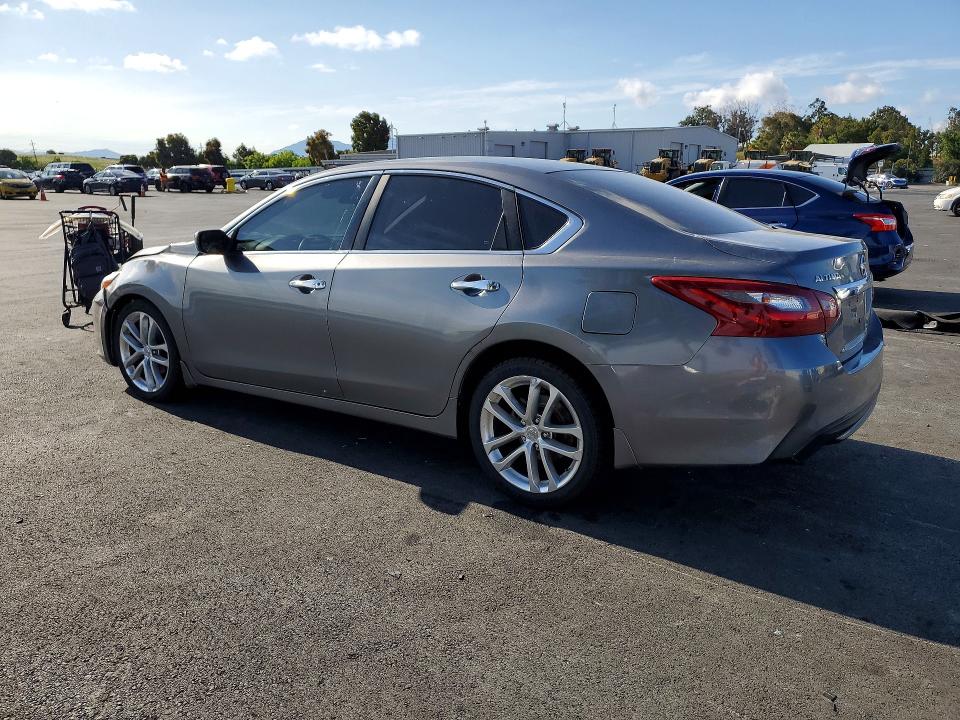 51809516 :رقم المزاد ، 1N4AL3AP5JC275961 vin ، 2018 Nissan Altima مزاد بيع