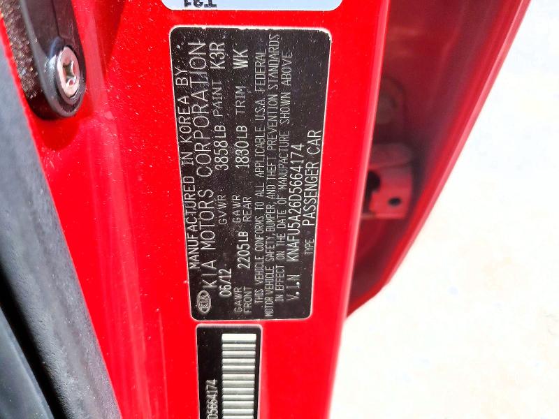 2013 Kia Forte მანქანა იყიდება აუქციონზე, vin: KNAFU5A26D5664174, აუქციონის ნომერი: 53923316