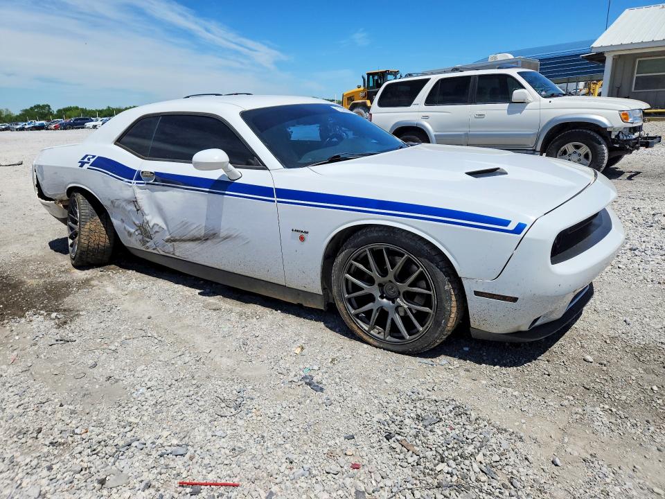 52363646 :رقم المزاد ، 2C3CDZAT8FH733680 vin ، 2015 Dodge Challenger مزاد بيع