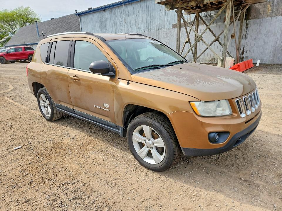 53432386 :رقم المزاد ، 1J4NF5FB8BD165195 vin ، 2011 Jeep Compass مزاد بيع