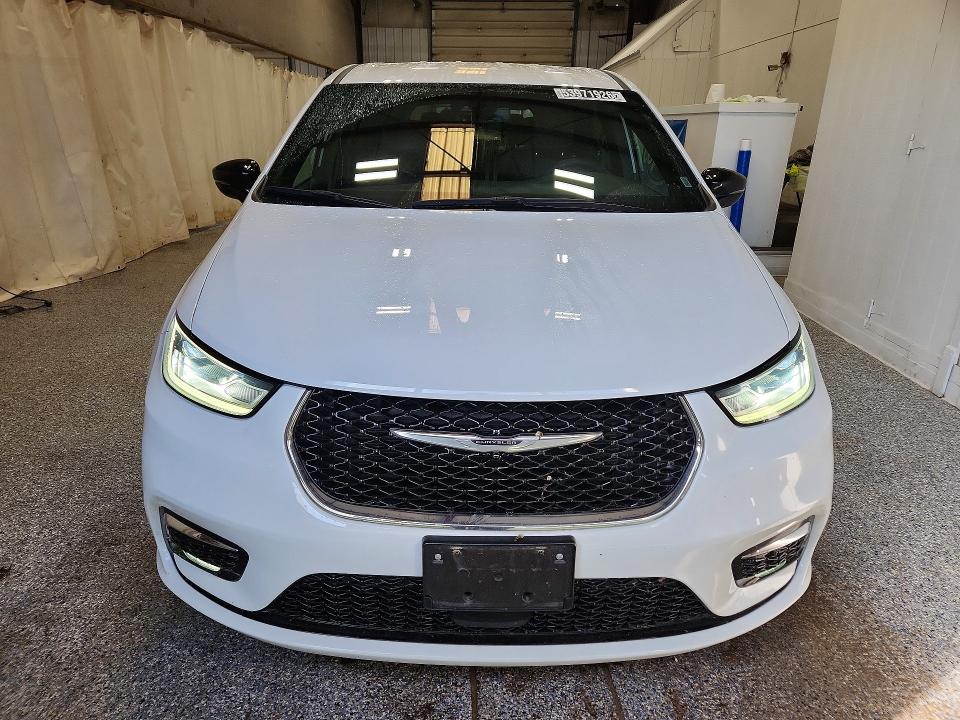 2025 Chrysler Pacifica მანქანა იყიდება აუქციონზე, vin: 2C4RC1BG4SR560966, აუქციონის ნომერი: 53971926