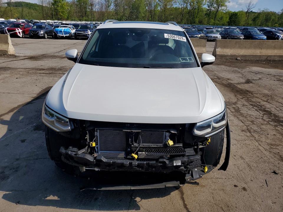 2022 Volkswagen Tiguan მანქანა იყიდება აუქციონზე, vin: 3VV4B7AX9NM172288, აუქციონის ნომერი: 53067026