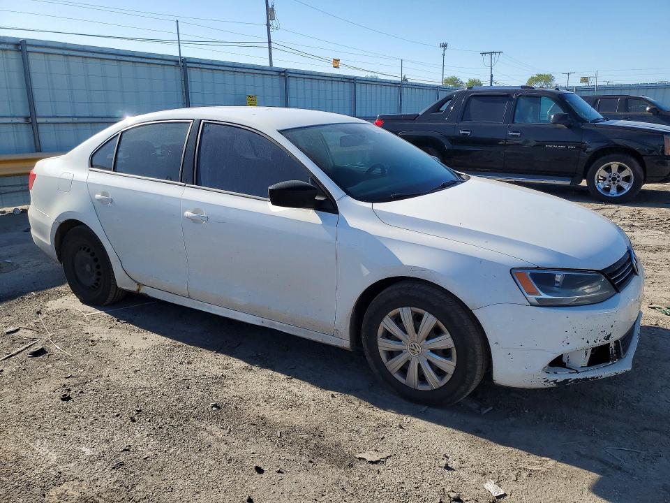 53103866 :رقم المزاد ، 3VW2K7AJXEM376774 vin ، 2014 Volkswagen Jetta مزاد بيع