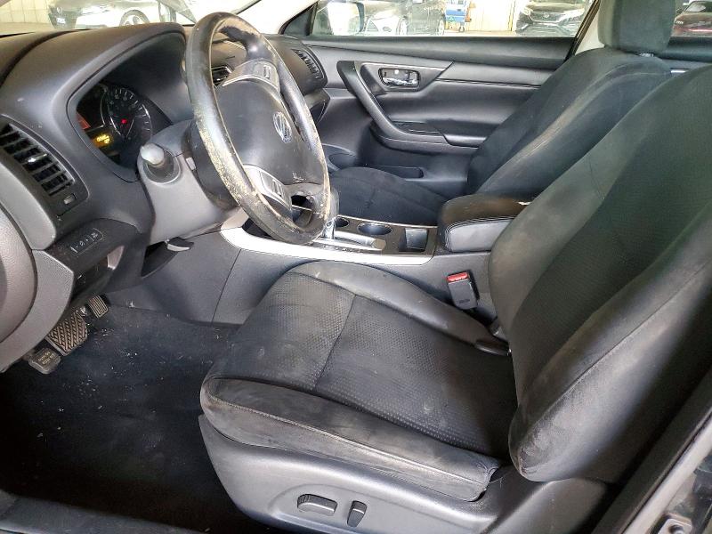 2015 Nissan Altima მანქანა იყიდება აუქციონზე, vin: 1N4AL3AP4FN403215, აუქციონის ნომერი: 52906136