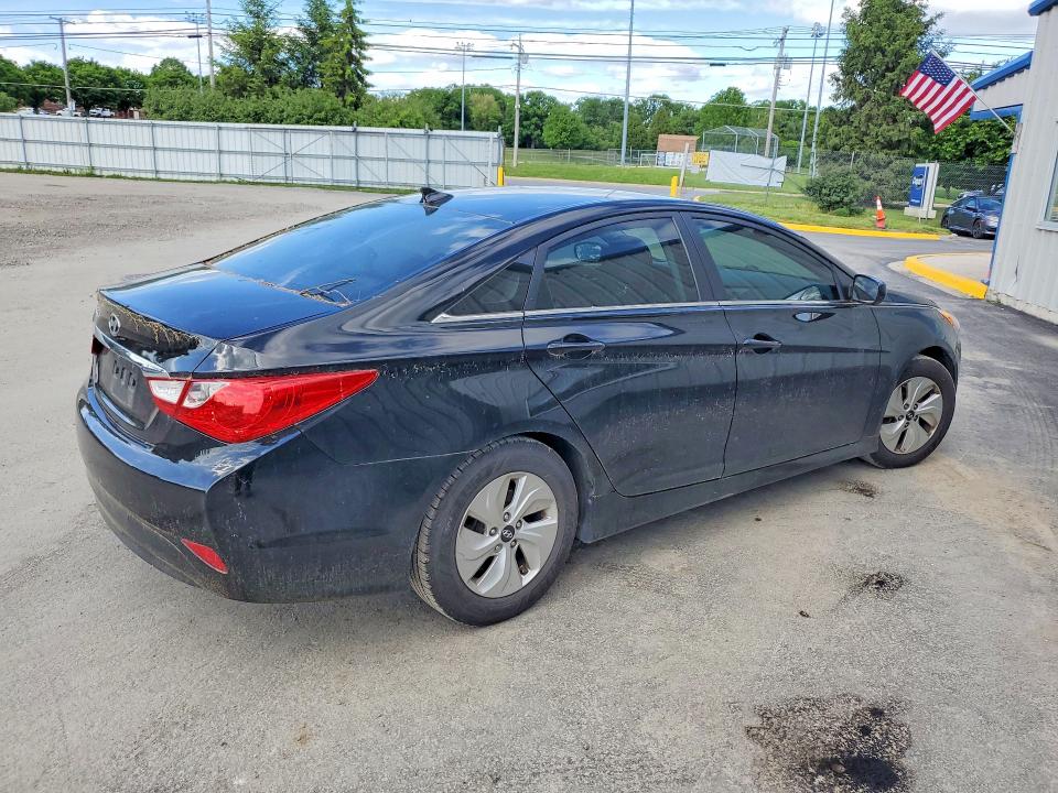 2014 Hyundai Sonata მანქანა იყიდება აუქციონზე, vin: 5NPEB4AC2EH816587, აუქციონის ნომერი: 54073036
