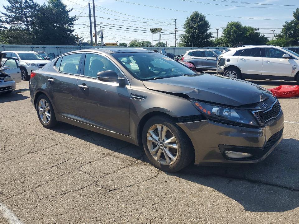 55137906 :رقم المزاد ، KNAGN4A68B5149236 vin ، 2011 Kia Optima مزاد بيع