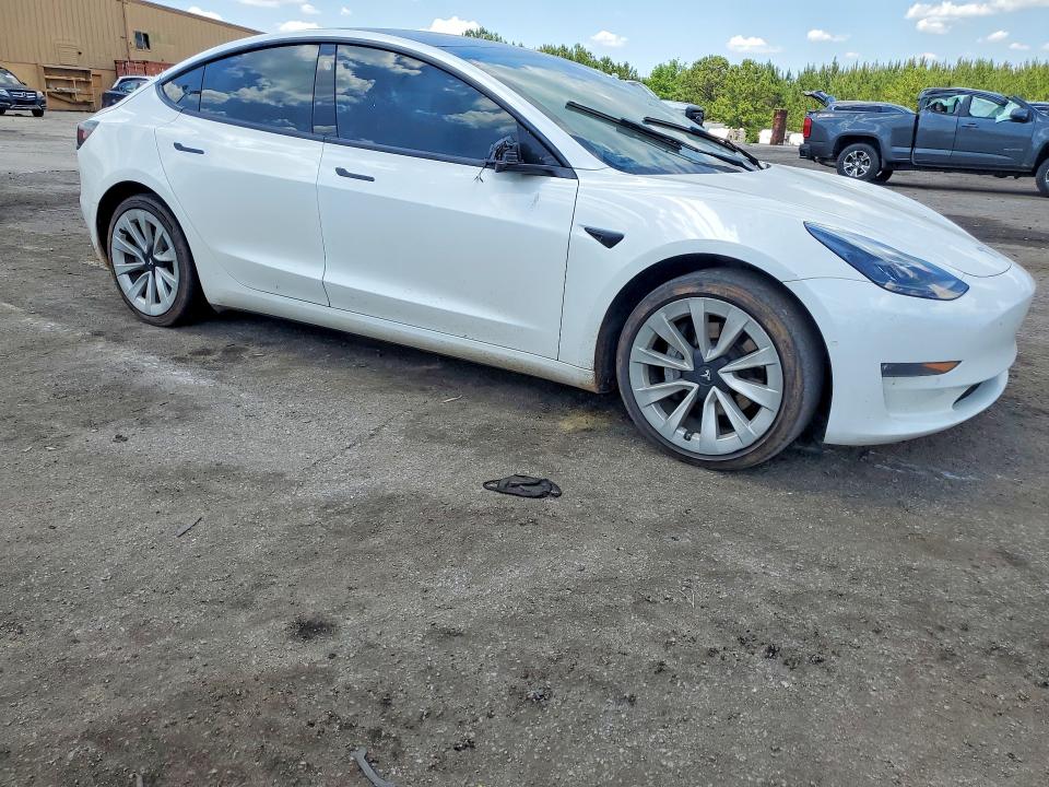 Продажа на аукционе авто 2022 Tesla Model 3, vin: 5YJ3E1EB6NF103222, номер лота: 54582916