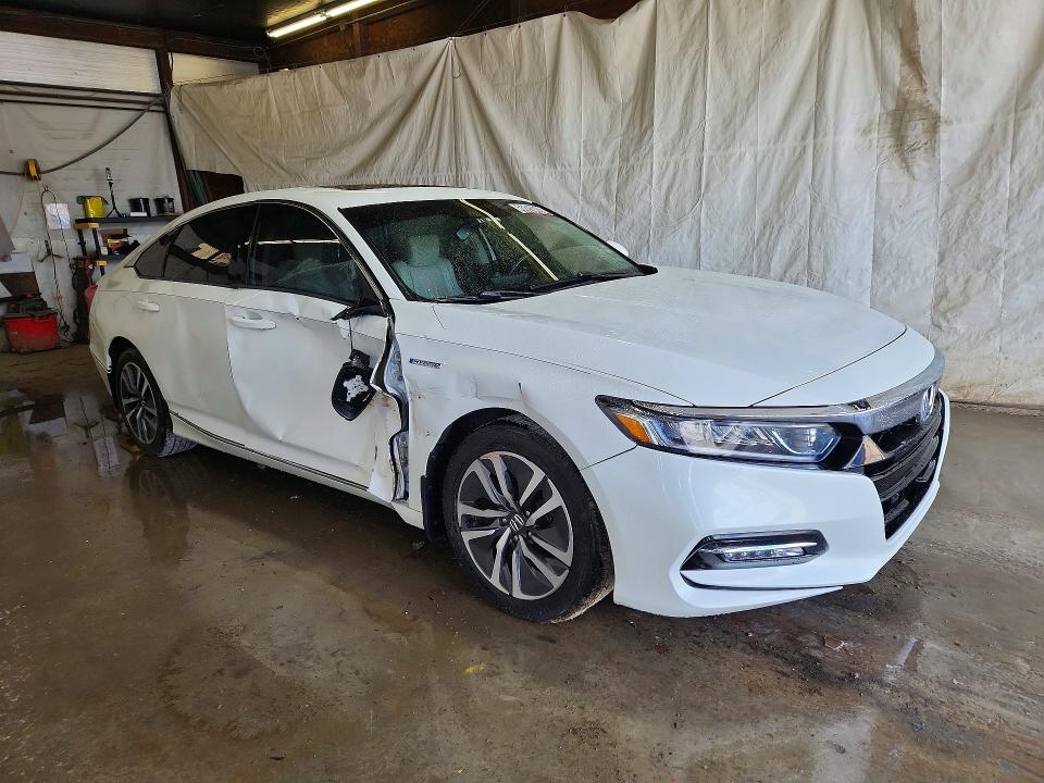 53346006 :رقم المزاد ، 1HGCV3F53JA003748 vin ، 2018 Honda Accord مزاد بيع