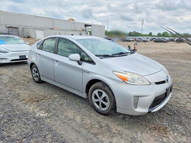 Продажа на аукционе авто 2013 Toyota Prius C Hyb, vin: JTDKN3DU3D5565392, номер лота: 53638236
