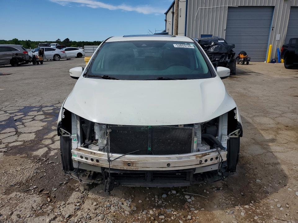 53059726 :رقم المزاد ، 5FNRL6H75KB102353 vin ، 2019 Honda Odyssey مزاد بيع