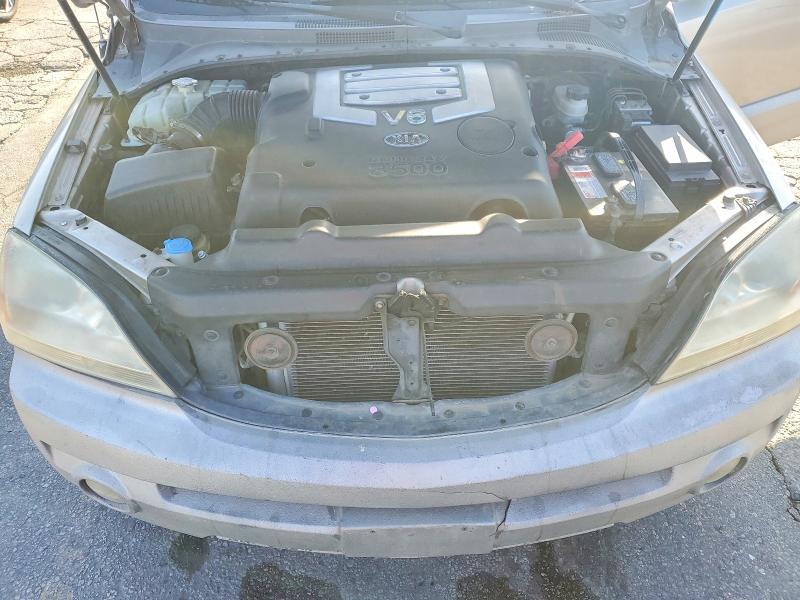 2005 Kia Sorento მანქანა იყიდება აუქციონზე, vin: KNDJD733755365017, აუქციონის ნომერი: 52536956
