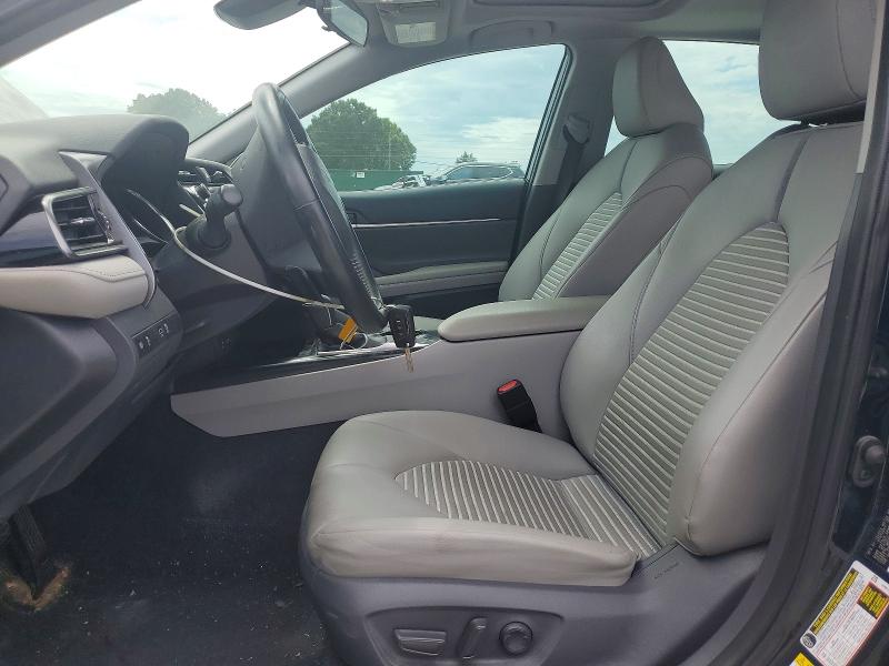 53990066 :رقم المزاد ، 4T1B11HK6KU745053 vin ، 2019 Toyota Camry مزاد بيع