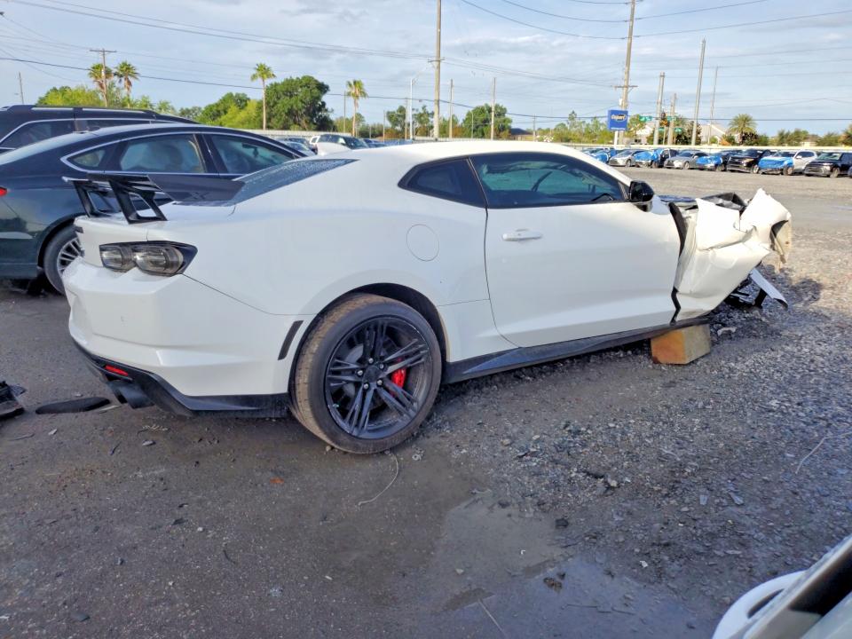 2020 Chevrolet Camaro მანქანა იყიდება აუქციონზე, vin: 1G1FK1R64L0141880, აუქციონის ნომერი: 54919886