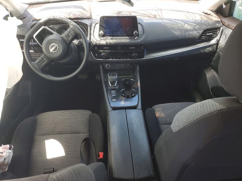 53142486 :رقم المزاد ، 5N1BT3BA1NC725373 vin ، 2022 Nissan Rogue مزاد بيع