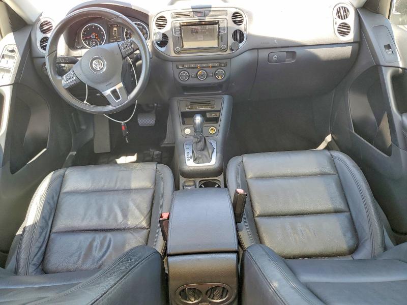Продаж на аукціоні авто 2017 Volkswagen Tiguan, vin: WVGUV7AX7HK023004, номер лоту: 54756376
