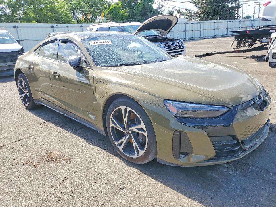 2024 Audi E-tron Gt მანქანა იყიდება აუქციონზე, vin: WAUCJBFW0R7001801, აუქციონის ნომერი: 53248386
