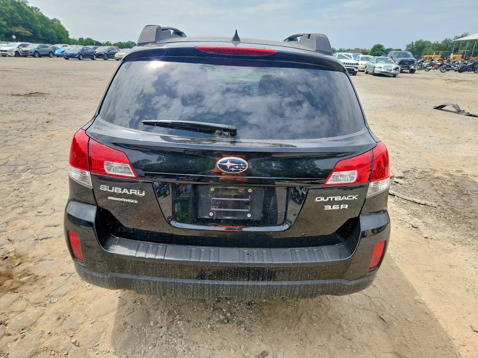 55169256 :رقم المزاد ، 4S4BRDSC2D2320164 vin ، 2013 Subaru Outback مزاد بيع
