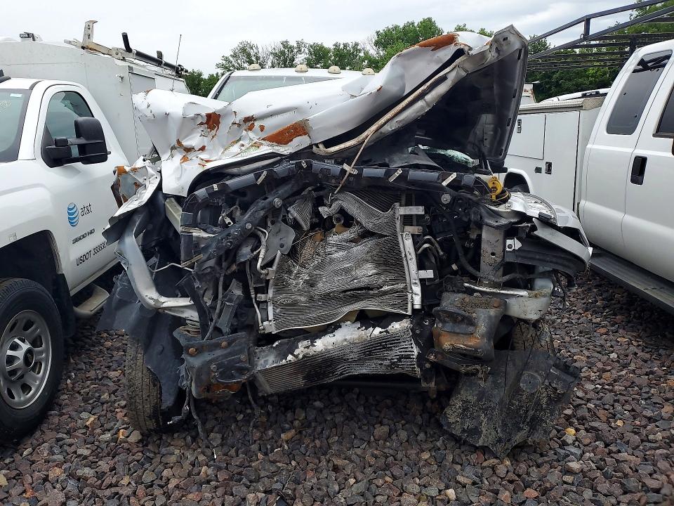 53023246 :رقم المزاد ، 3C63RRGL3GG180451 vin ، 2016 Ram 3500 مزاد بيع