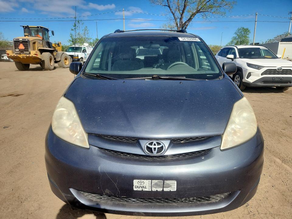 2007 Toyota Sienna მანქანა იყიდება აუქციონზე, vin: 5TDZK29C07S004924, აუქციონის ნომერი: 54162096
