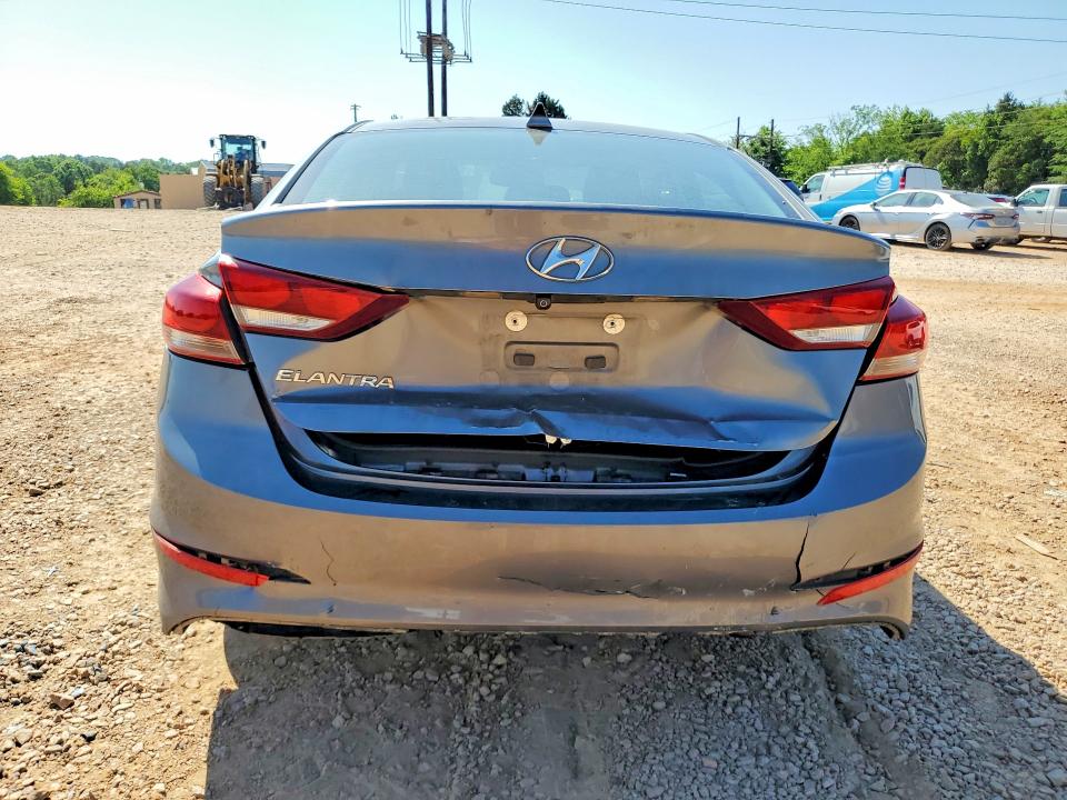 53166386 :رقم المزاد ، 5NPD84LF4JH297456 vin ، 2018 Hyundai Elantra مزاد بيع