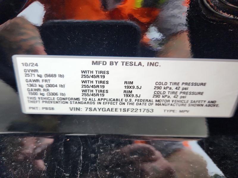 52556006 :رقم المزاد ، 7SAYGAEE1SF221753 vin ، 2025 Tesla Model Y مزاد بيع