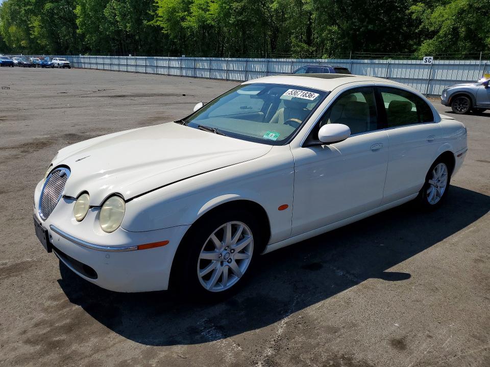 2006 Jaguar S-type მანქანა იყიდება აუქციონზე, vin: SAJWA01A26FN57272, აუქციონის ნომერი: 53671836