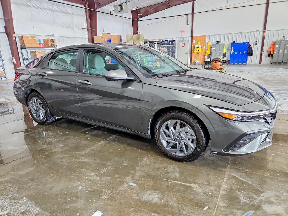 54771366 :رقم المزاد ، KMHLM4DJ2TU200785 vin ، 2026 Hyundai Elantra Hybrid مزاد بيع