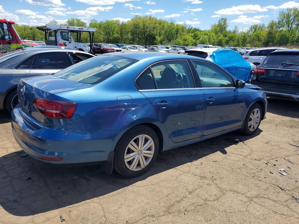 53082386 :رقم المزاد ، 3VW167AJ2HM386722 vin ، 2017 Volkswagen Jetta مزاد بيع