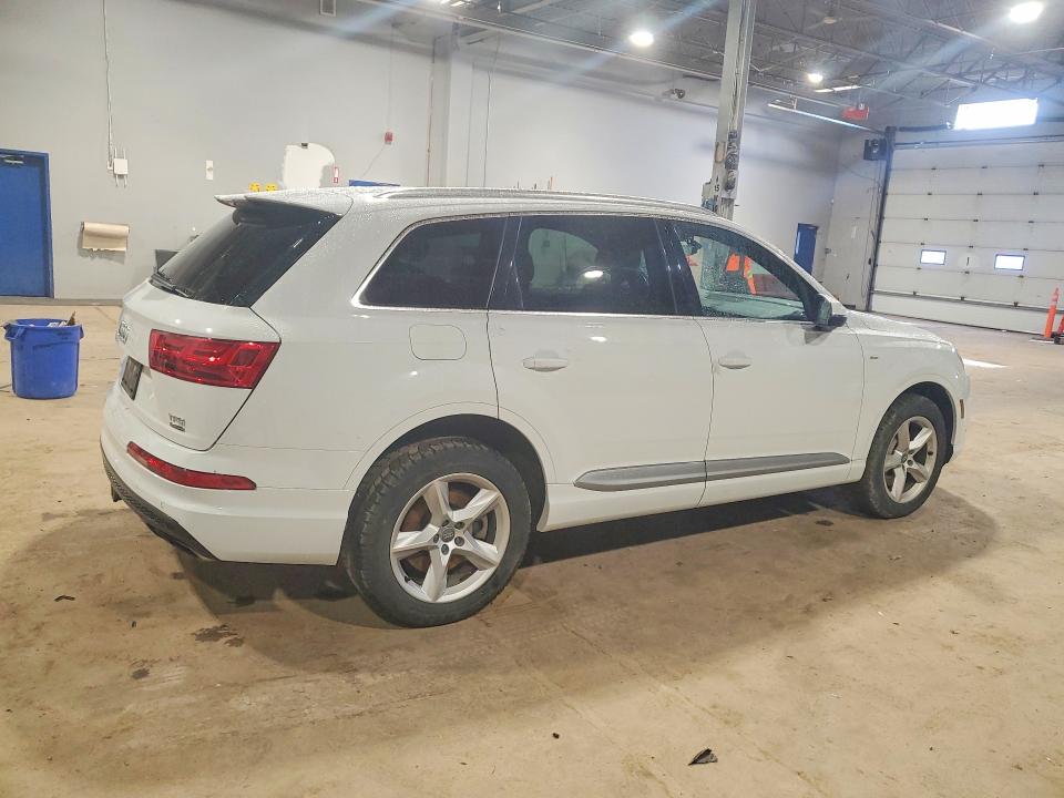 Продаж на аукціоні авто 2017 Audi Q7, vin: WA1WAAF77HD024215, номер лоту: 51823216