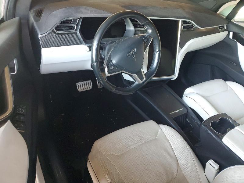 2016 Tesla Model X მანქანა იყიდება აუქციონზე, vin: 5YJXCAE46GFF00055, აუქციონის ნომერი: 52561146