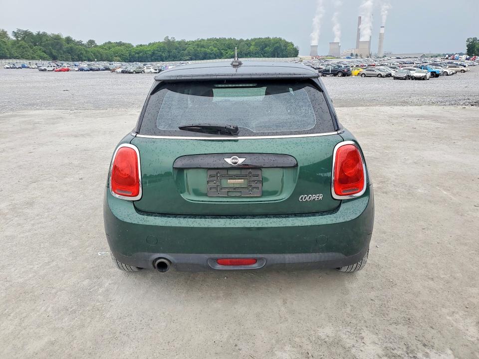 55101836 :رقم المزاد ، WMWXP5C50G2D15247 vin ، 2016 Mini Cooper مزاد بيع