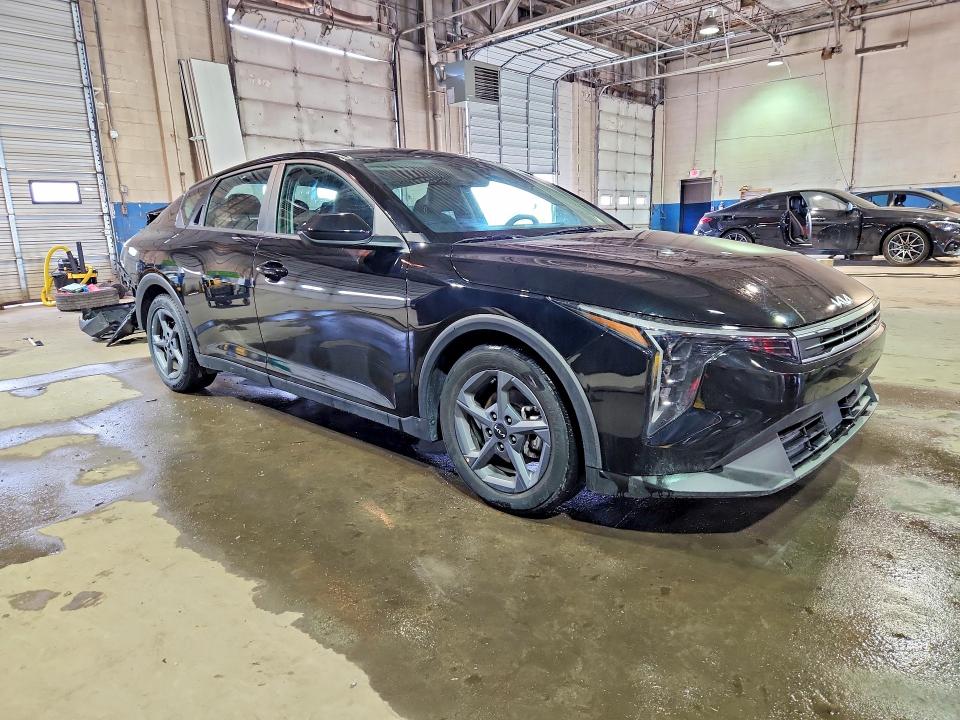 Продажа на аукционе авто 2025 Kia K4, vin: 3KPFT4DE4SE141193, номер лота: 52101856