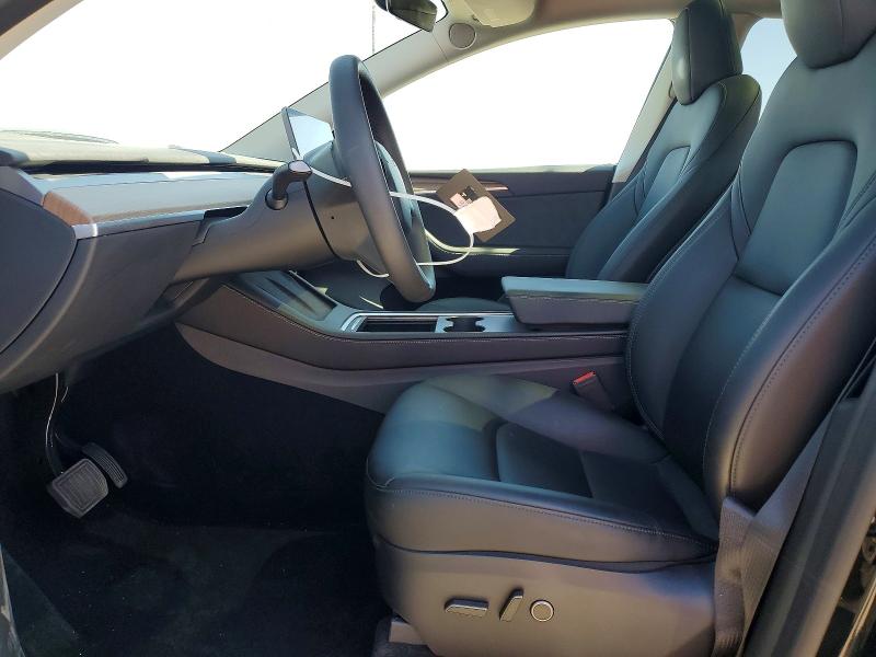 2025 Tesla Model Y მანქანა იყიდება აუქციონზე, vin: 7SAYGDED0SF242232, აუქციონის ნომერი: 54008466
