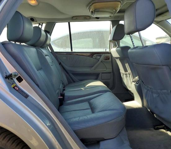 2001 Mercedes-benz E მანქანა იყიდება აუქციონზე, vin: WDBJH65J01B276815, აუქციონის ნომერი: 55747956
