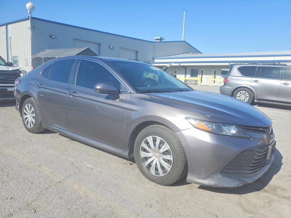 Продаж на аукціоні авто 2020 Toyota Camry, vin: 4T1C31AK7LU526631, номер лоту: 52685916