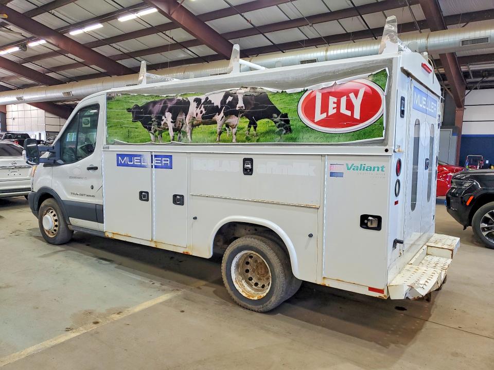 51942396 :رقم المزاد ، 1FDBF6PM5FKA95750 vin ، 2015 Ford Transit مزاد بيع