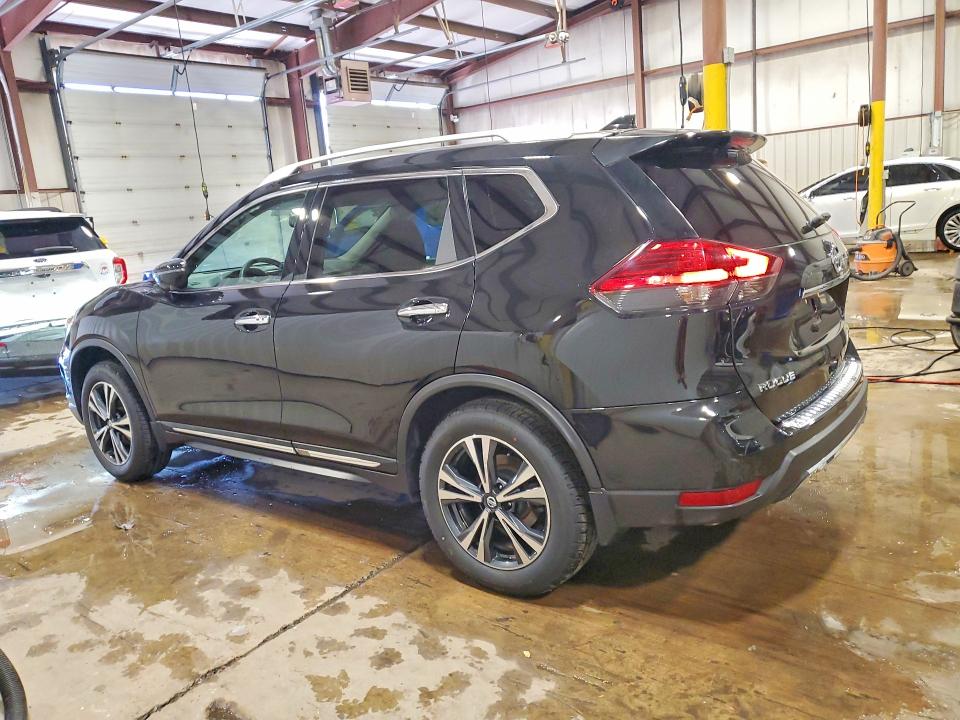 2017 Nissan Rogue მანქანა იყიდება აუქციონზე, vin: 5N1AT2MV6HC735844, აუქციონის ნომერი: 51983086