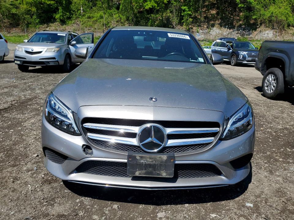 53290066 :رقم المزاد ، 55SWF8EB1KU293038 vin ، 2019 Mercedes-benz C مزاد بيع
