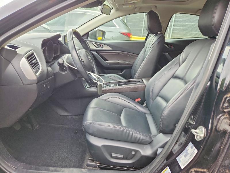 52933786 :رقم المزاد ، 3MZBN1V30JM270313 vin ، 2018 Mazda 3 مزاد بيع