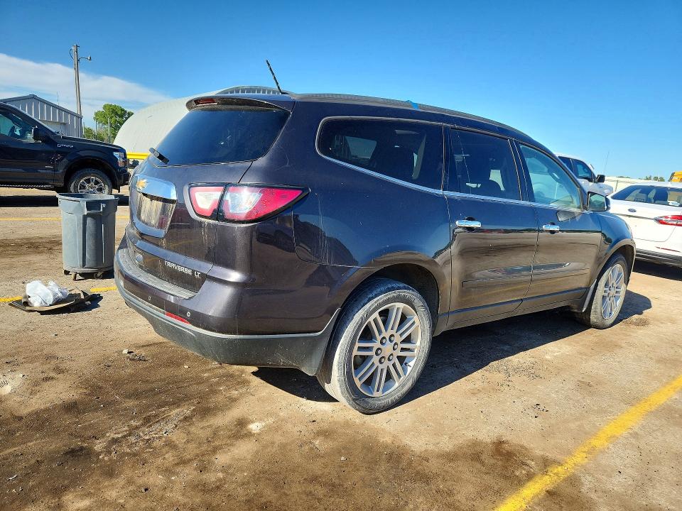 52761566 :رقم المزاد ، 1GNKRGKDXFJ388291 vin ، 2015 Chevrolet Traverse مزاد بيع