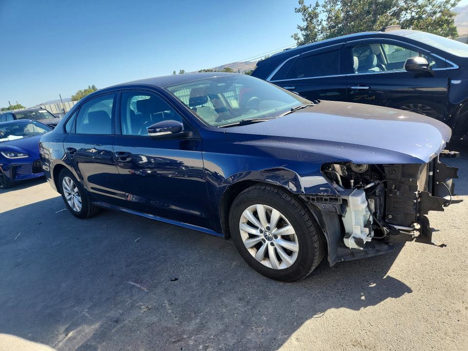 54466656 :رقم المزاد ، 1VWAP7A31DC102149 vin ، 2013 Volkswagen Passat مزاد بيع